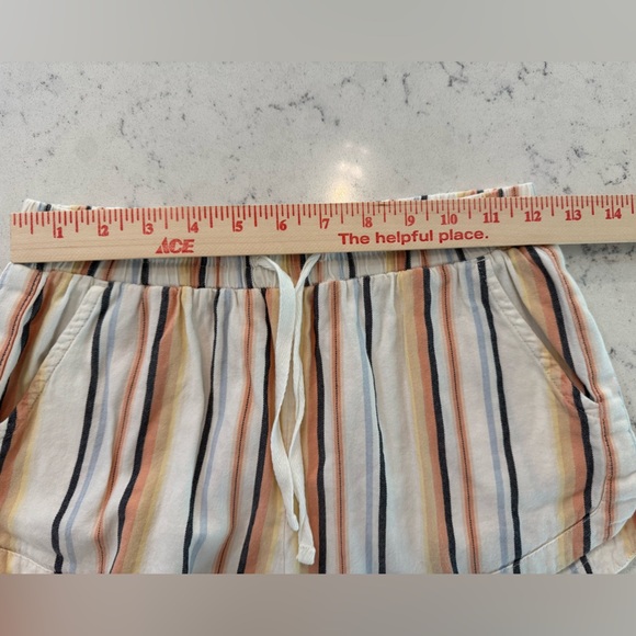 Billabong Elastic Waist Women’s Shorts Size XS cotton stripes excellent - Picture 8 of 11